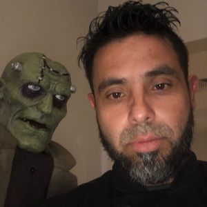 Meet your Posher, Jose